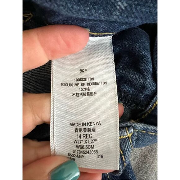 502 Levi’s Regular Tapered Fit Jeans Size 14Reg - Picture 3 of 3